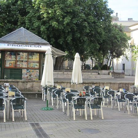 Hostal Linares Ribadeo Exteriér fotografie